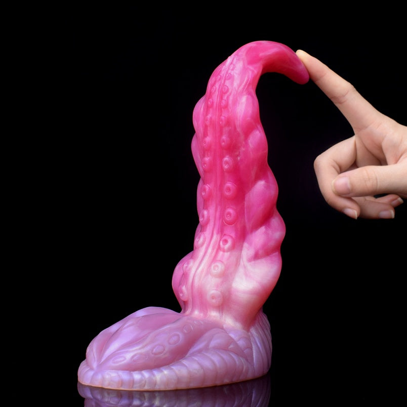 Dragon Dildo Fantasía – Penetración Alienígena con Estímulo Dirigido al Punto G
