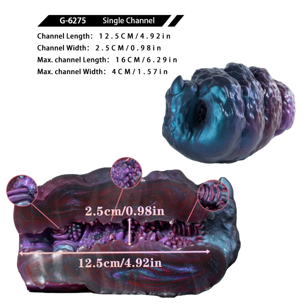 Beast Hand Masturbator with Claws – Silicone Sex Doll for Interspecies Masturbation